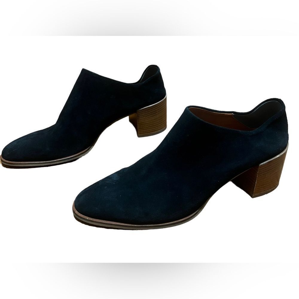 Everlane The Suede Heel Mule In Black‎